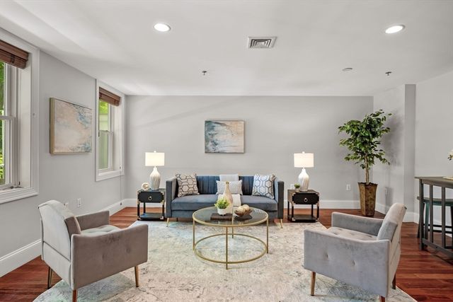 1732 Main Street 205, Concord, MA 01742