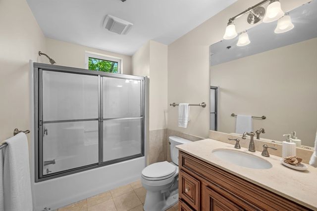 1732 Main Street 205, Concord, MA 01742