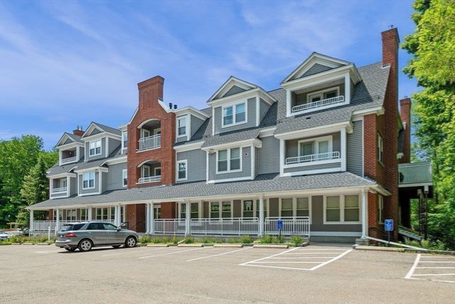 1732 Main Street 205, Concord, MA 01742