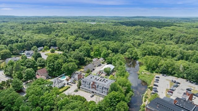 1732 Main Street 205, Concord, MA 01742