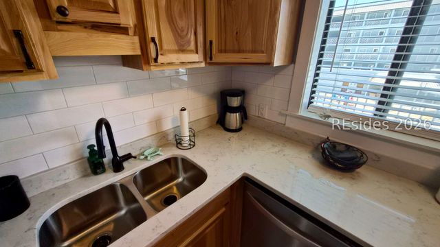 663 William Hilton Pkwy Apt 1223, Hilton Head Island, SC 29928