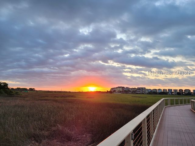 663 William Hilton Pkwy Apt 1223, Hilton Head Island, SC 29928