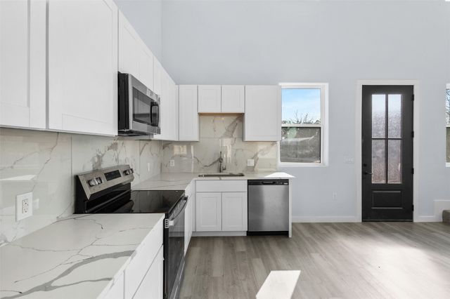 2204 Cedarwood Trail, Granbury, TX 76048