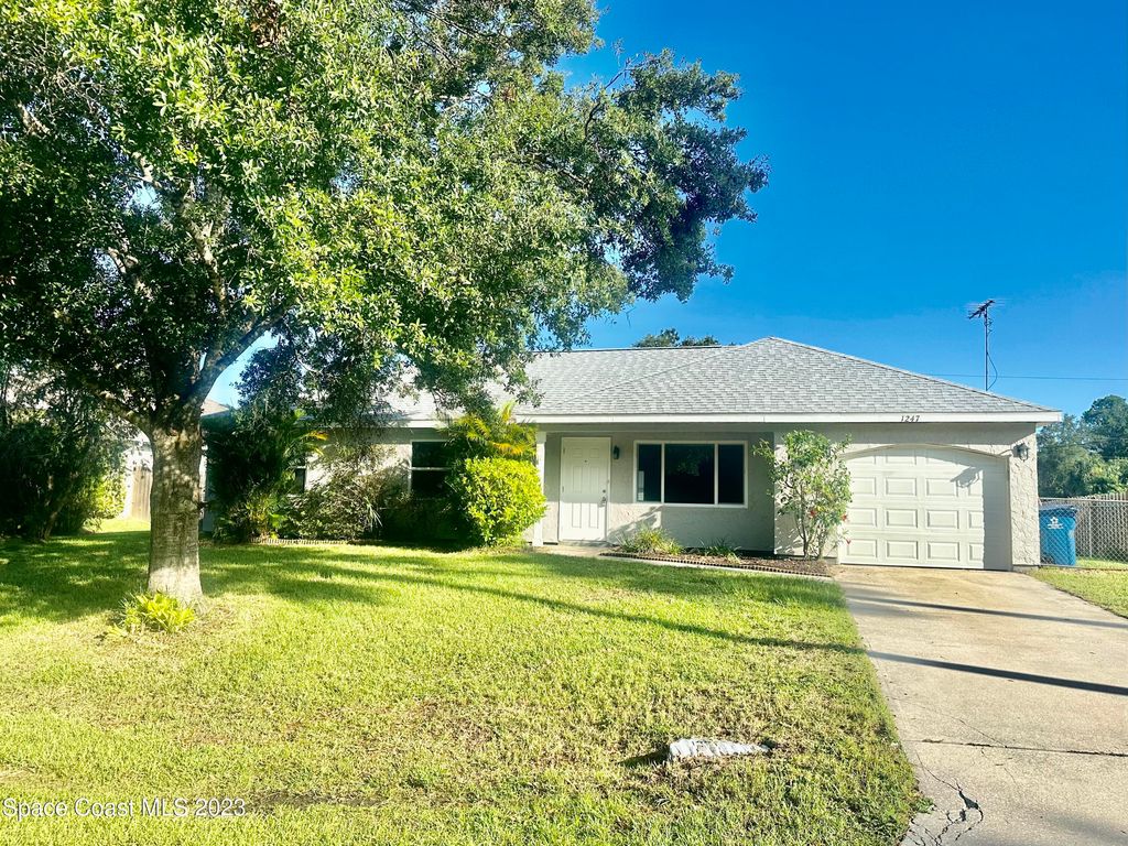 1247 Valleybrook Road SE, Palm Bay, FL 32909