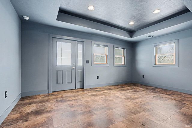 54135 County Road 5, Elkhart, IN 46514