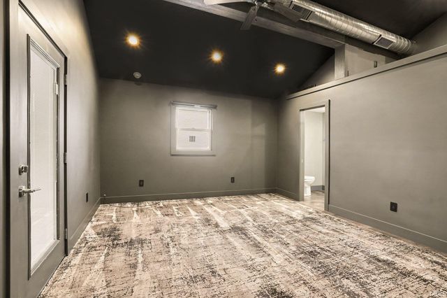 54135 County Road 5, Elkhart, IN 46514