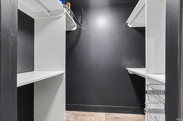 54135 County Road 5, Elkhart, IN 46514