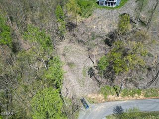 837 Clabo Loop, Gatlinburg, TN 37738