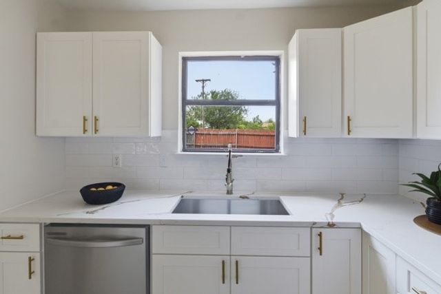 606 Lemons Street, Cedar Hill, TX 75104