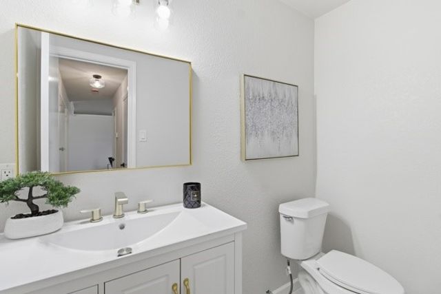 606 Lemons Street, Cedar Hill, TX 75104