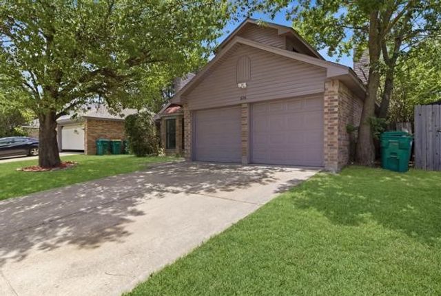 606 Lemons Street, Cedar Hill, TX 75104