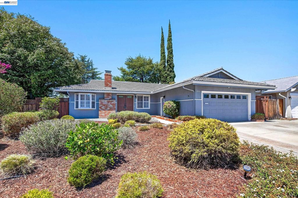 908 NORFOLK ROAD, Livermore, CA 94551