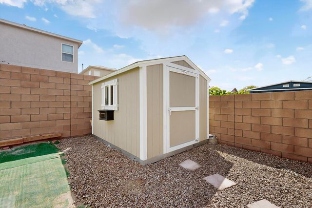 4860 Blackburn Road NE, Rio Rancho, NM 87144