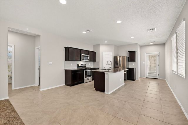 4860 Blackburn Road NE, Rio Rancho, NM 87144