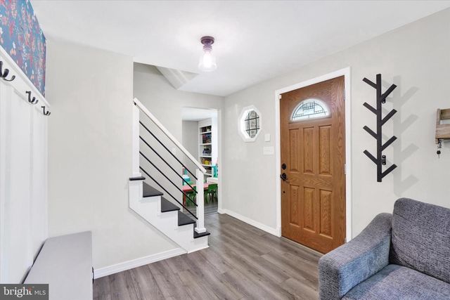 3280 LYNWOOD LN, York, PA 17402