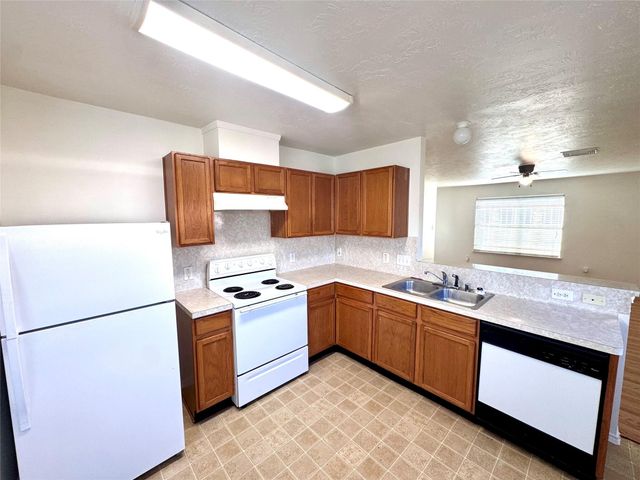 8225 Gladstone Street, Houston, TX 77051