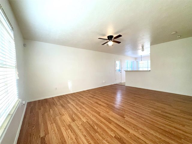 8225 Gladstone Street, Houston, TX 77051