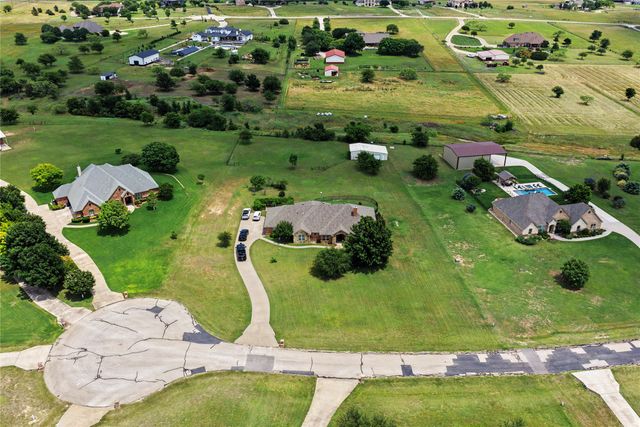130 Aledo Grove Court, Fort Worth, TX 76126