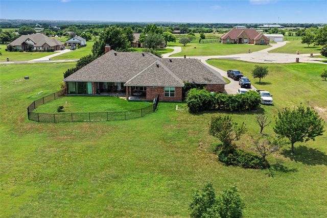 130 Aledo Grove Court, Fort Worth, TX 76126