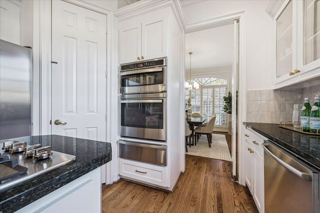 4025 Villanova Street, West University Place, TX 77005