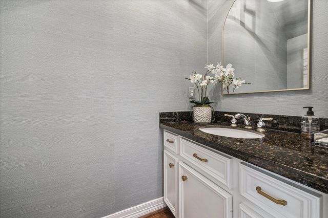 4025 Villanova Street, West University Place, TX 77005