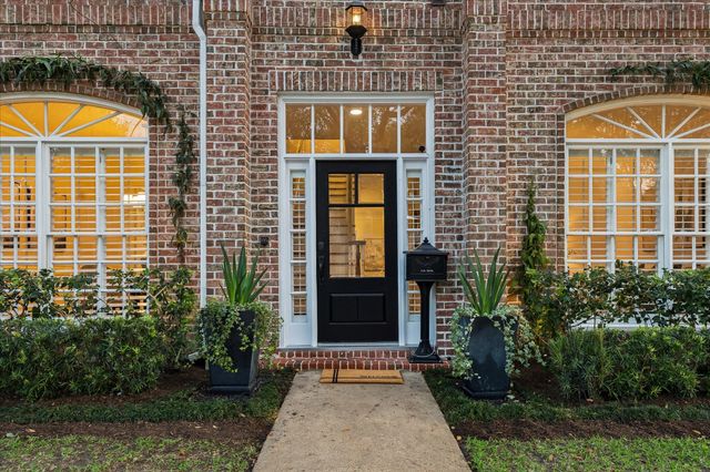 4025 Villanova Street, West University Place, TX 77005