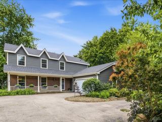 43W683 Hawkeye Drive, Elburn, IL 60119