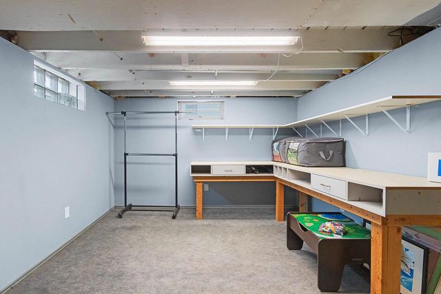 1815 N ULLMAN STREET, Appleton, WI 54911