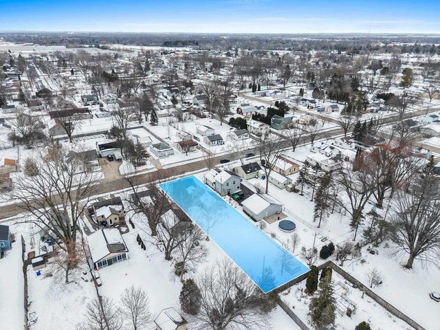 1815 N ULLMAN STREET, Appleton, WI 54911