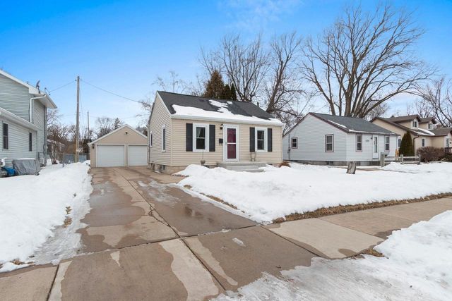 1815 N ULLMAN STREET, Appleton, WI 54911