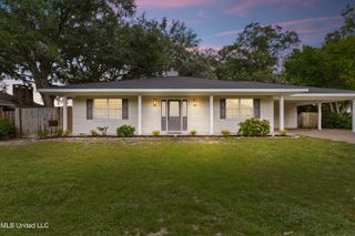 371 Lakeview Boulevard, Biloxi, MS 39531