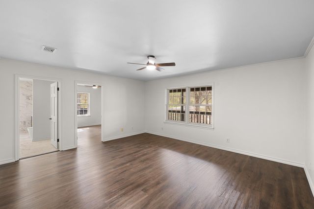 316 Valley View DR, La Grange, TX 78945