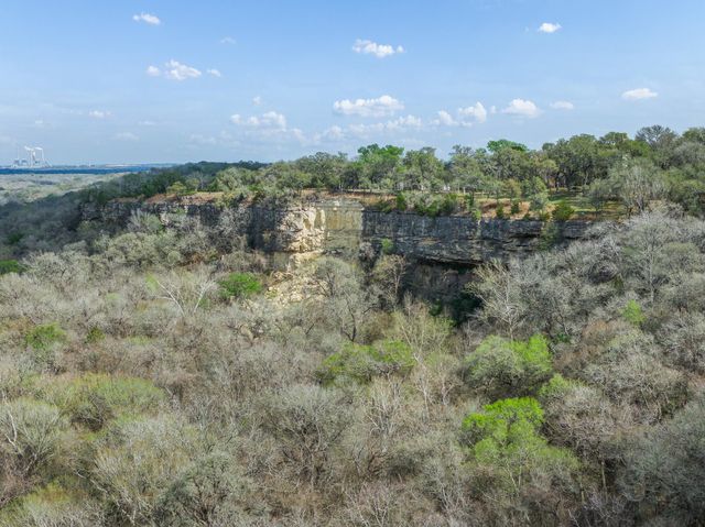 316 Valley View DR, La Grange, TX 78945