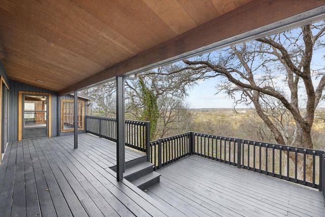 316 Valley View DR, La Grange, TX 78945