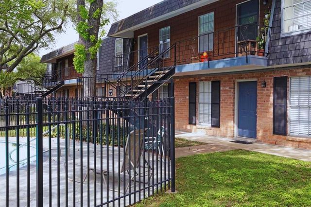 9005 Gaylord Street 20, Houston, TX 77024