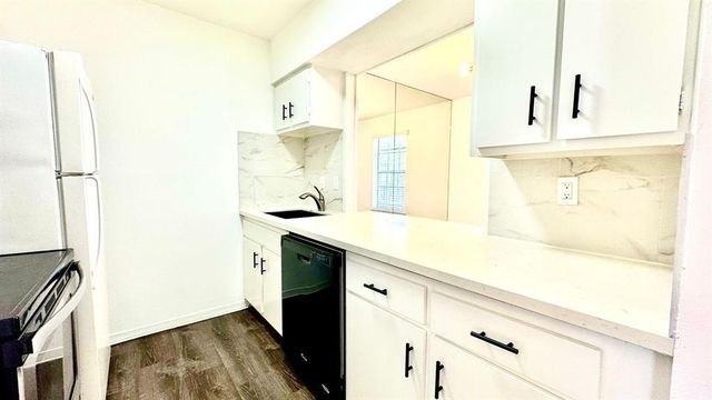 9005 Gaylord Street 20, Houston, TX 77024