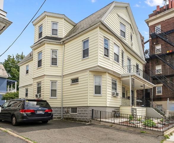 89 Central St, Somerville, MA 02143
