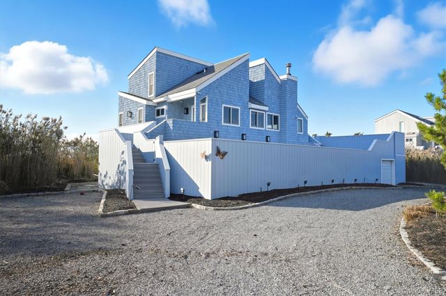 556 Dune Road, Westhampton, NY 11977