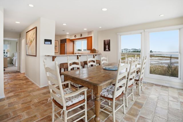 556 Dune Road, Westhampton, NY 11977