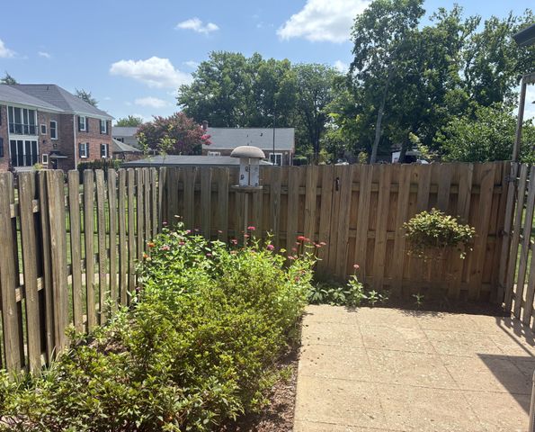 5025 Hillsboro Pike Apt 17I, Nashville, TN 37215