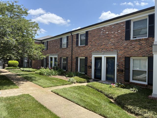 5025 Hillsboro Pike Apt 17I, Nashville, TN 37215