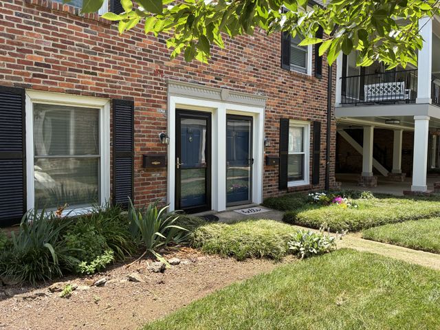 5025 Hillsboro Pike Apt 17I, Nashville, TN 37215