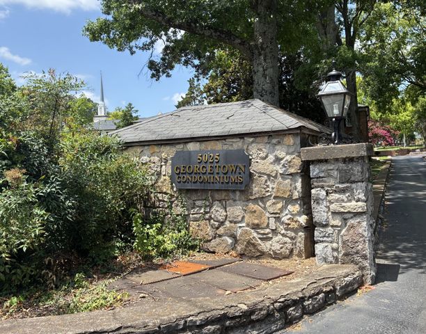 5025 Hillsboro Pike Apt 17I, Nashville, TN 37215
