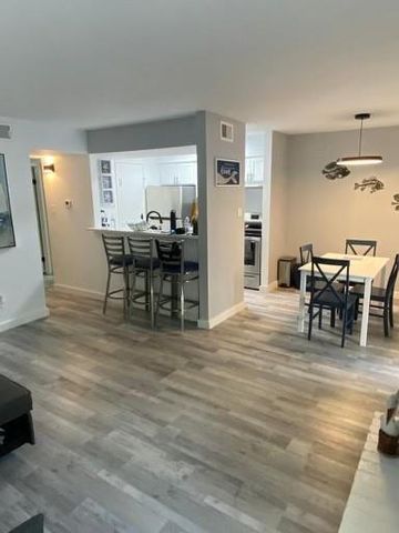 7600 Emmett F Lowry Expressway 610, Texas City, TX 77591