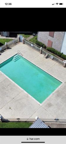 7600 Emmett F Lowry Expressway 610, Texas City, TX 77591