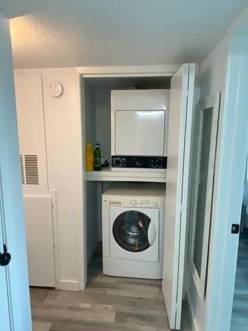 7600 Emmett F Lowry Expressway 610, Texas City, TX 77591