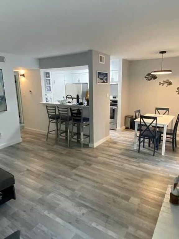 7600 Emmett F Lowry Expressway 610, Texas City, TX 77591