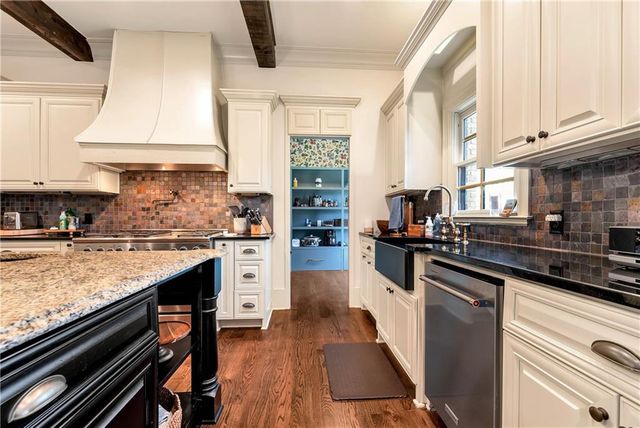 902 Little Darby Lane, Suwanee, GA 30024