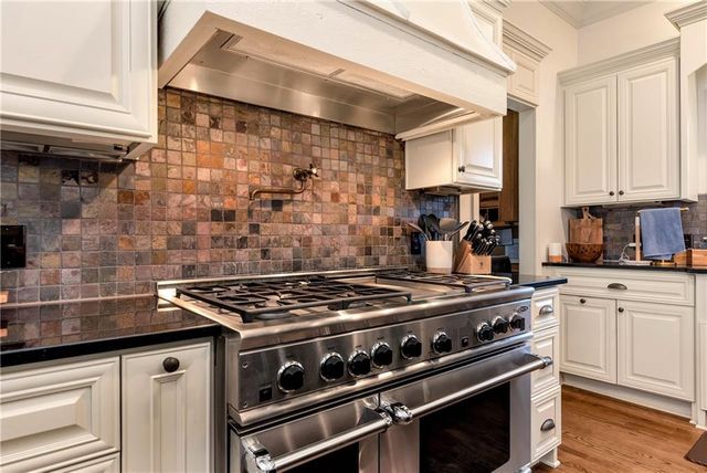 902 Little Darby Lane, Suwanee, GA 30024