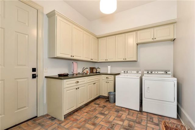 902 Little Darby Lane, Suwanee, GA 30024